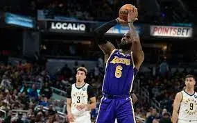 LeBron obligé de s'isoler, coup dur pour les Lakers