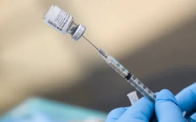 Des médecins se lèvent contre les vaccins Covid-19