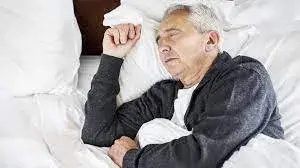 Pourquoi dort-on moins bien avec l’âge ?