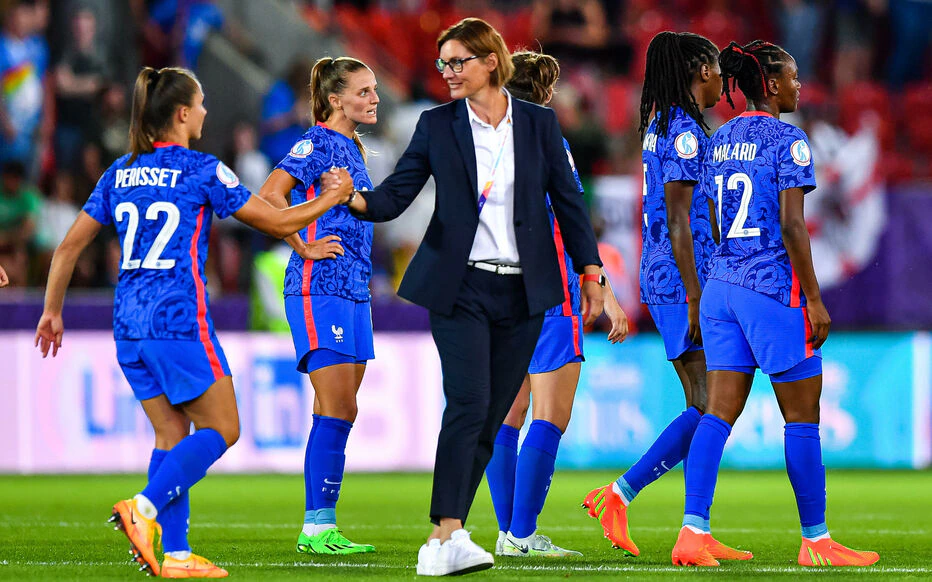 Euro féminin 2022 : les Bleues veulent ramener la coupe à la maison !