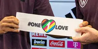 Mondial 2022 : le port du brassard « One Love » interdit