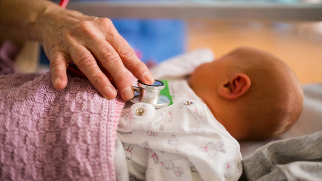 Pourquoi les cas de septicémie sont-ils en hausse chez les nouveau-nés ?